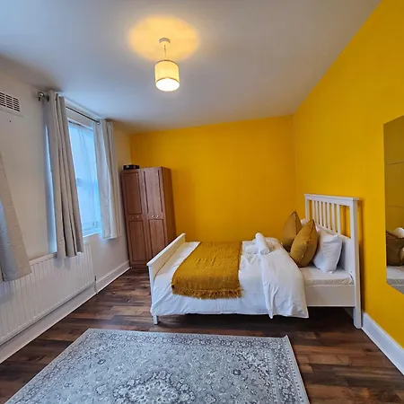 Apartment Near Spitalfields